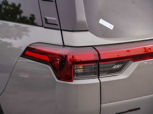 New 2026 Subaru Outback Limited image 7