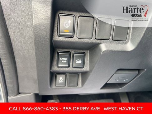 Certified 2025 Nissan Frontier SV image 35