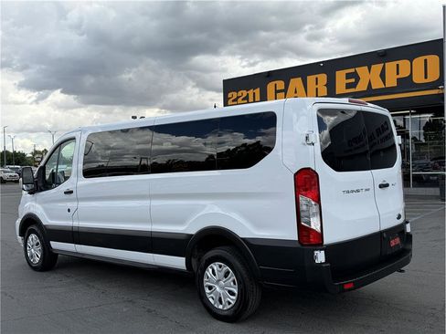 Used 2023 Ford Transit 350 XLT RWD image 4