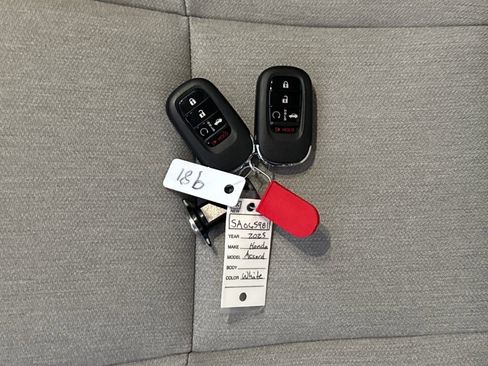 New 2025 Honda Accord SE image 26