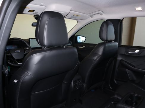 New 2026 Ford Escape SE image 30