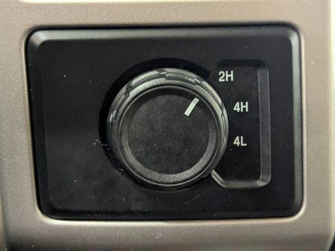 Used 2019 Ford F250 Lariat w/ Lariat Ultimate Package image 30