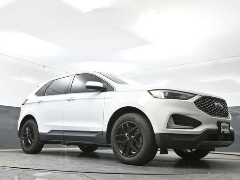 Used 2023 Ford Edge SEL AWD/4WD image 48
