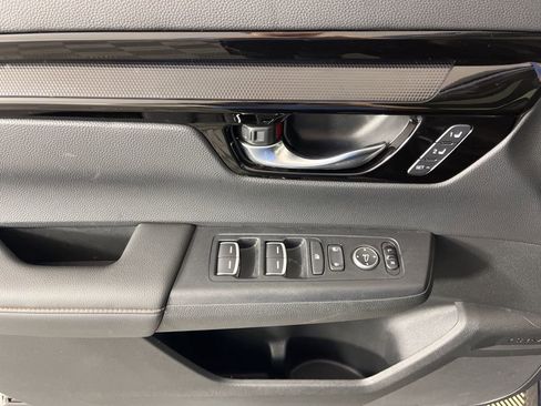 Certified 2025 Honda CR-V Sport Touring image 27
