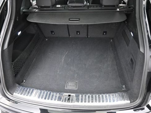 Certified 2023 Porsche Cayenne S Platinum AWD/4WD image 31