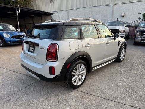 Used 2022 MINI Cooper Countryman image 4