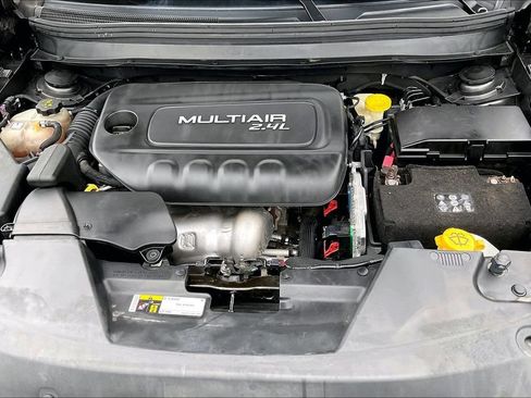 Used 2016 Jeep Cherokee Limited AWD/4WD image 36