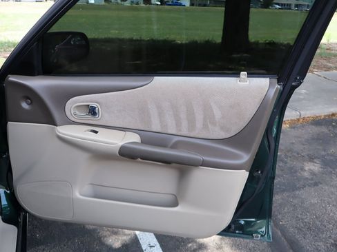 Used 2001 MAZDA Protege FWD image 26