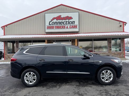 Used 2020 Buick Enclave Essence image 3