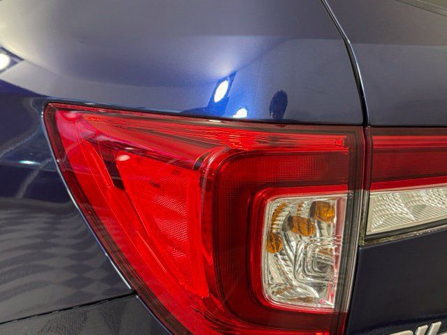 Used 2021 Honda Pilot Elite image 12