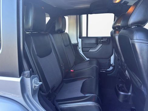 Used 2017 Jeep Wrangler Unlimited Sport AWD/4WD image 25