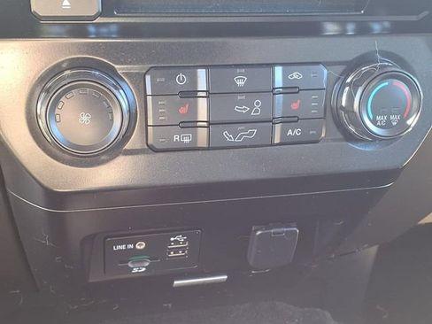 Used 2015 Ford F150 XLT w/ Equipment Group 302A Luxury image 16