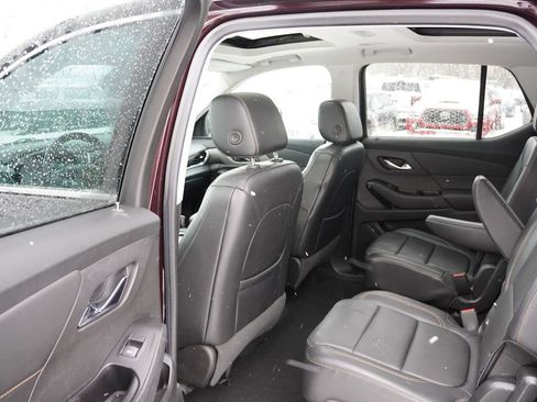 Used 2018 Chevrolet Traverse LT w/ LPO, Floor Liner Package image 16