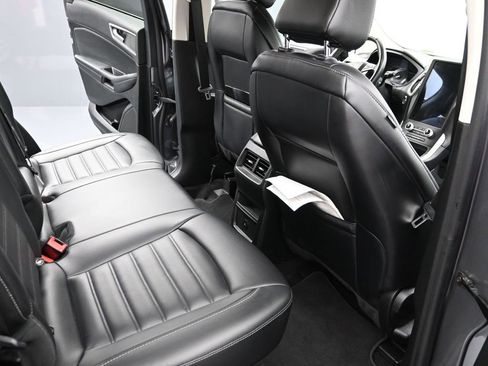 Used 2024 Ford Edge SEL image 37