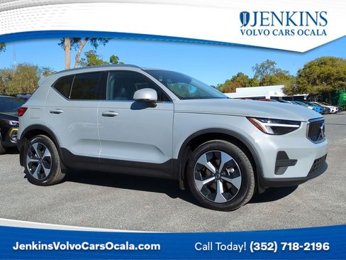 New 2025 Volvo XC40 B5 Core w/ Protection Package Premier image 1