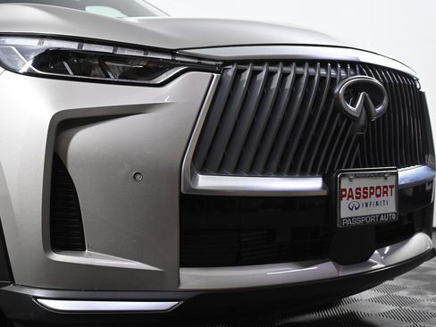 Certified 2026 INFINITI QX60 Luxe w/ Cargo Package image 2