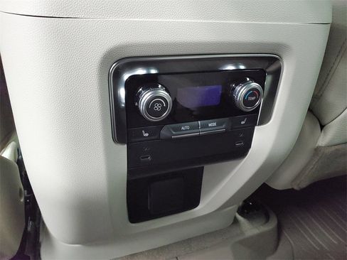 New 2026 GMC Yukon XL Denali w/ LPO, Floor Liner Package image 30