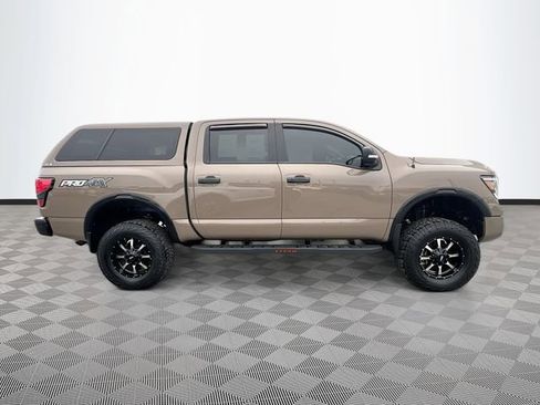 Used 2020 Nissan Titan PRO-4X w/ Pro-4x Convenience Package image 8