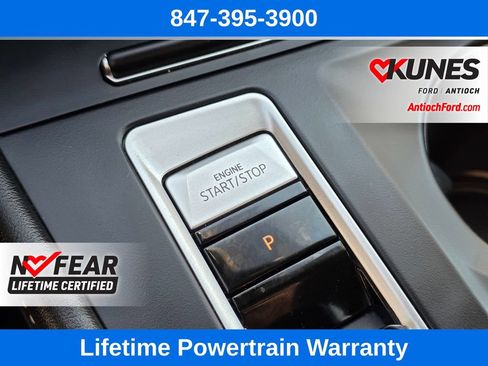 Used 2024 Volkswagen Atlas SE AWD/4WD image 36