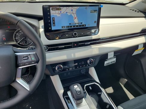 New 2026 Mitsubishi Outlander SE FWD image 21