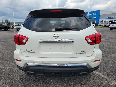 Used 2018 Nissan Pathfinder Platinum AWD/4WD image 6