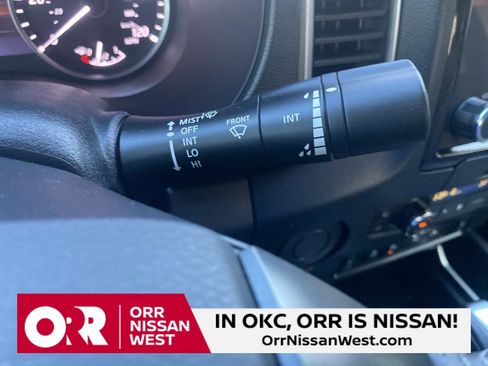 Used 2024 Nissan Frontier SV w/ SV Convenience Package image 29