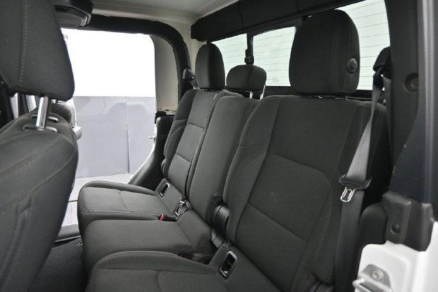 Used 2022 Jeep Gladiator Sport AWD/4WD image 15