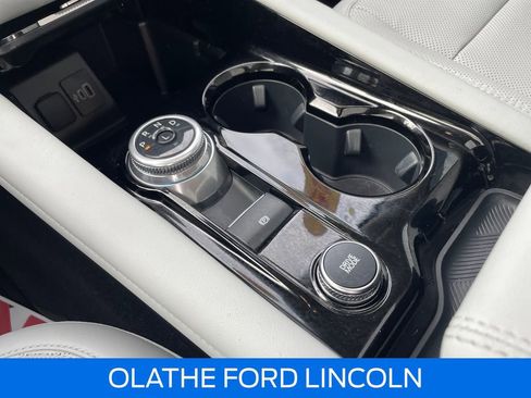 Used 2025 Ford Explorer Platinum w/ LUX Leather Package image 29