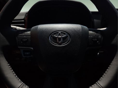 New 2026 Toyota Camry XSE FWD image 25