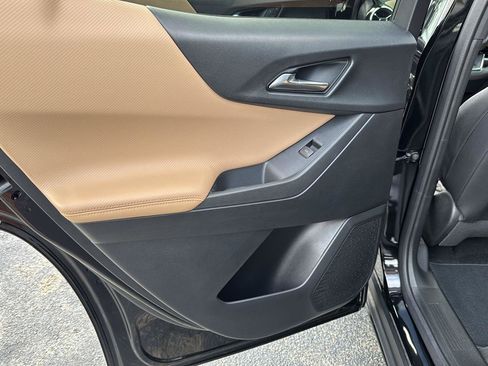 New 2025 Chevrolet Equinox ACTIV w/ Safety and Technology Package image 16