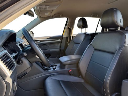 Used 2021 Volkswagen Atlas SE image 9