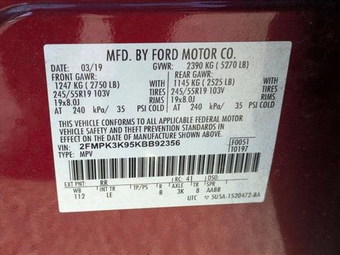 Used 2019 Ford Edge Titanium w/ Cold Weather Package image 18