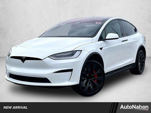 Used 2023 Tesla Model X Plaid image 1