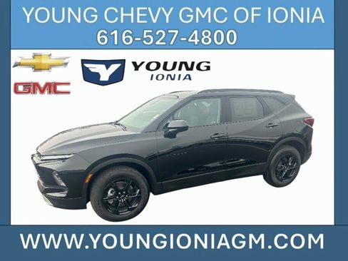 New 2025 Chevrolet Blazer LT w/ Convenience Package image 1