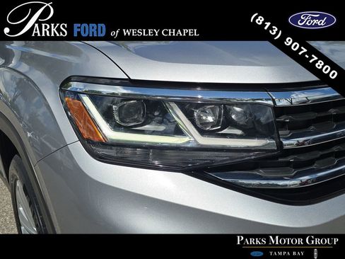 Used 2020 Volkswagen Atlas Cross Sport SE w/ Towing Package AWD/4WD image 6