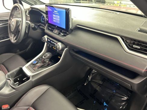 Used 2024 Toyota RAV4 XSE image 27