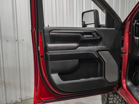 Used 2025 GMC Sierra 2500 AT4X AWD/4WD image 34