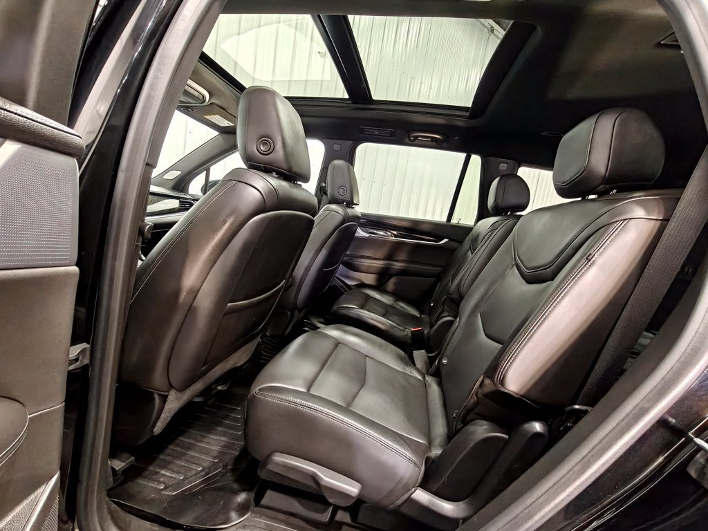 Used 2020 Cadillac XT6 Premium Luxury AWD/4WD image 29