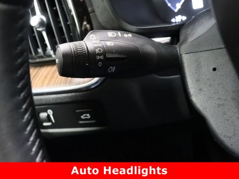 Used 2021 Volvo XC60 T5 Inscription w/ Advanced Package image 27