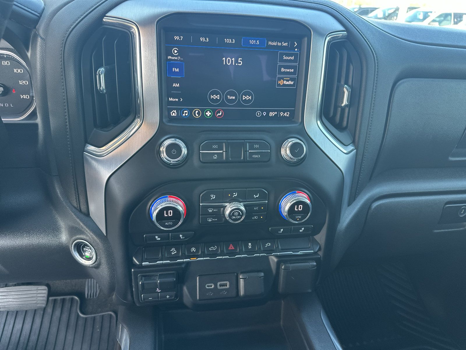 Used 2021 GMC Sierra 1500 Elevation w/ Preferred Package AWD/4WD image 4