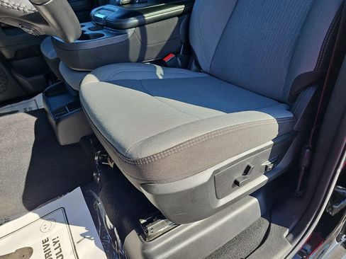 Used 2024 RAM 2500 Big Horn w/ Bed Utility Group image 32