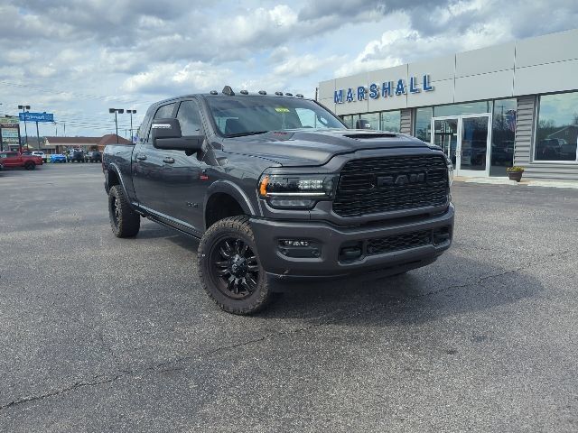 Used 2023 RAM 2500 Limited AWD/4WD image 2