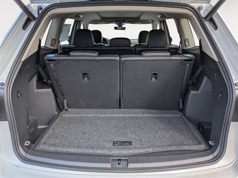New 2026 Volkswagen Atlas SE image 28