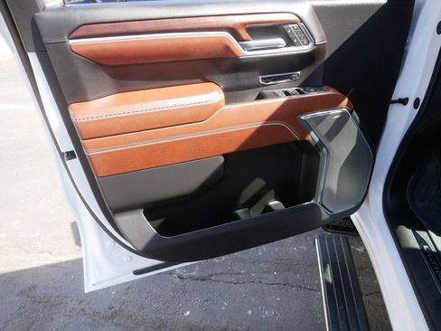 Used 2024 GMC Sierra 1500 Denali Ultimate image 14