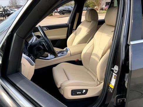 Used 2019 BMW X5 xDrive40i w/ Convenience Package image 8