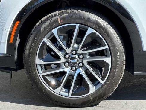 New 2026 Cadillac Optiq Sport 1 w/ LPO, Floor Liner Package AWD/4WD image 25