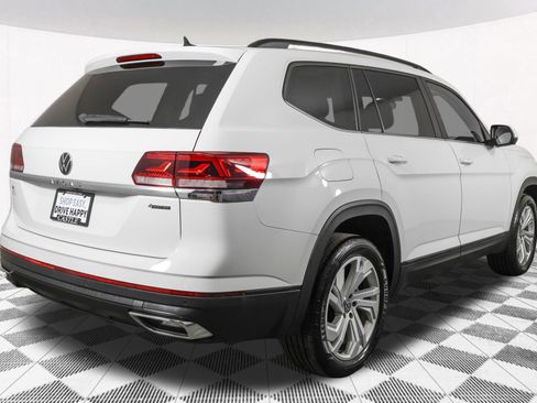 Used 2023 Volkswagen Atlas SE w/ Panoramic Sunroof Package image 17