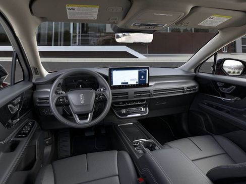 New 2026 Lincoln Corsair Premiere image 9