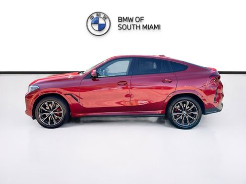 Certified 2023 BMW X6 xDrive40i w/ Executive Package image 4