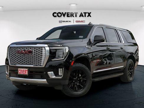 Used 2022 GMC Yukon XL Denali AWD/4WD image 2